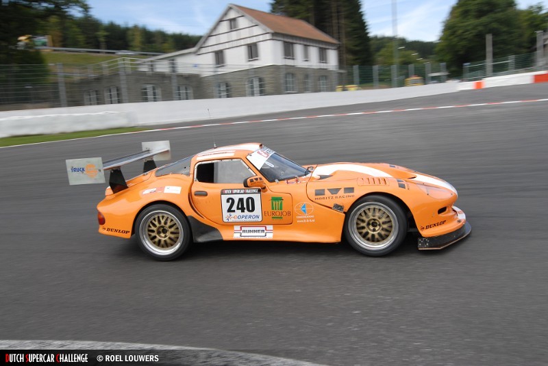 Moritz car rounds La Source